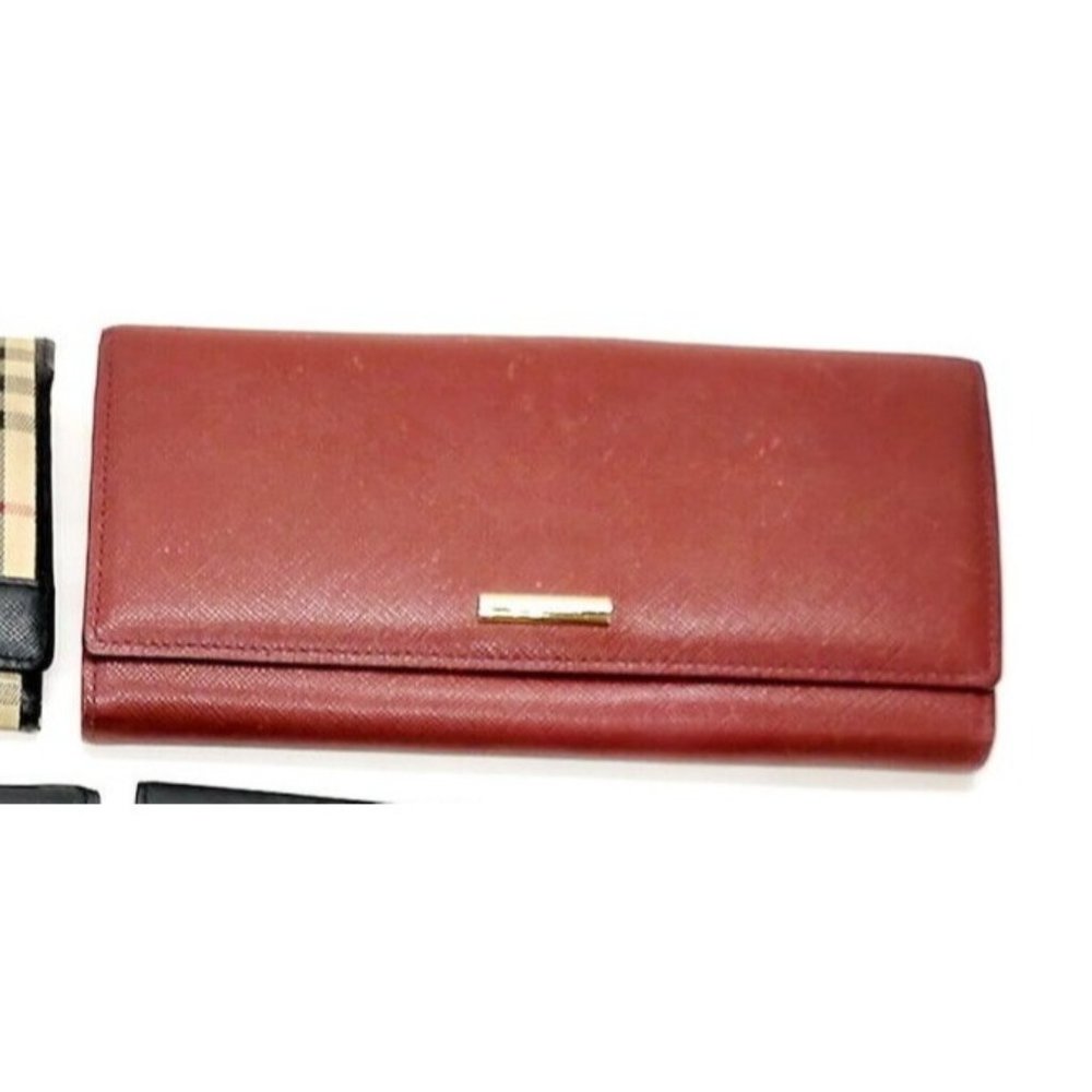 01087094# V Burberry Wallet Long Red Leather